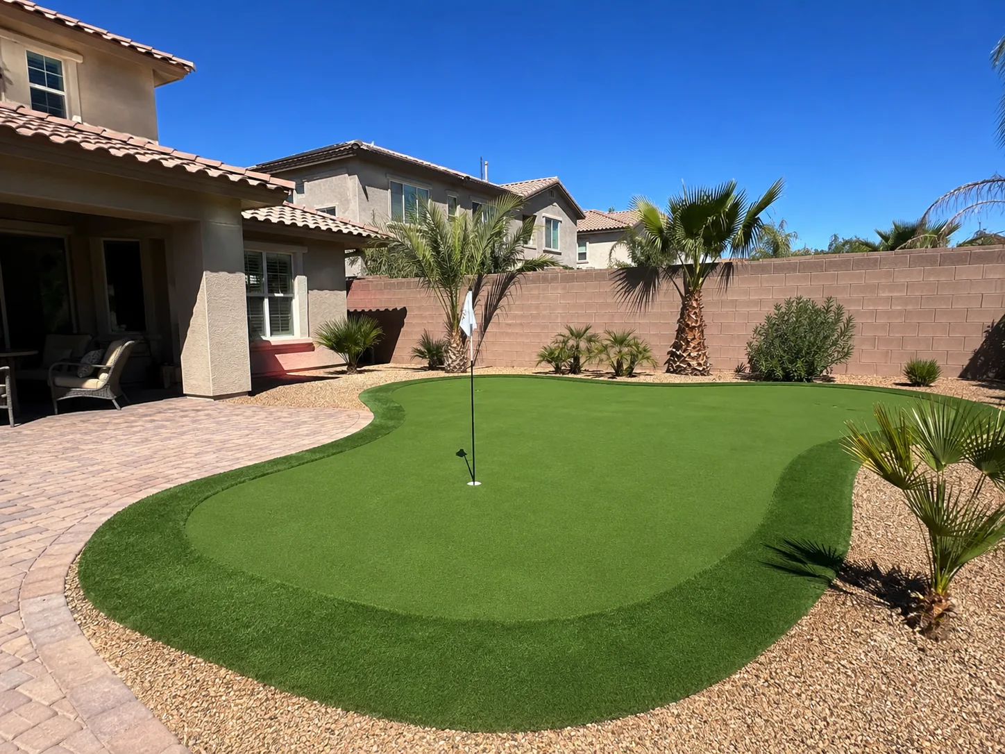 Backyard putting green Henderson NV